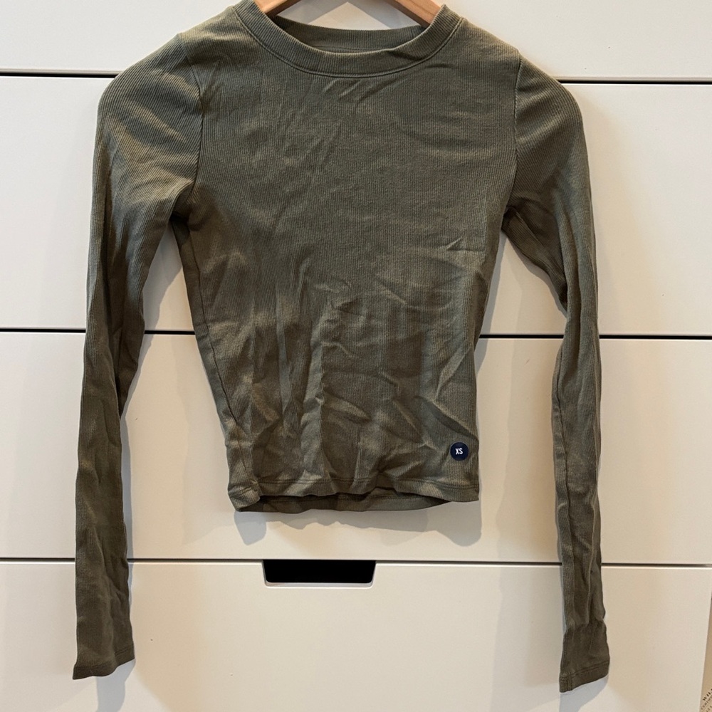 Hollister Army Green Long Sleeve Women's Tee